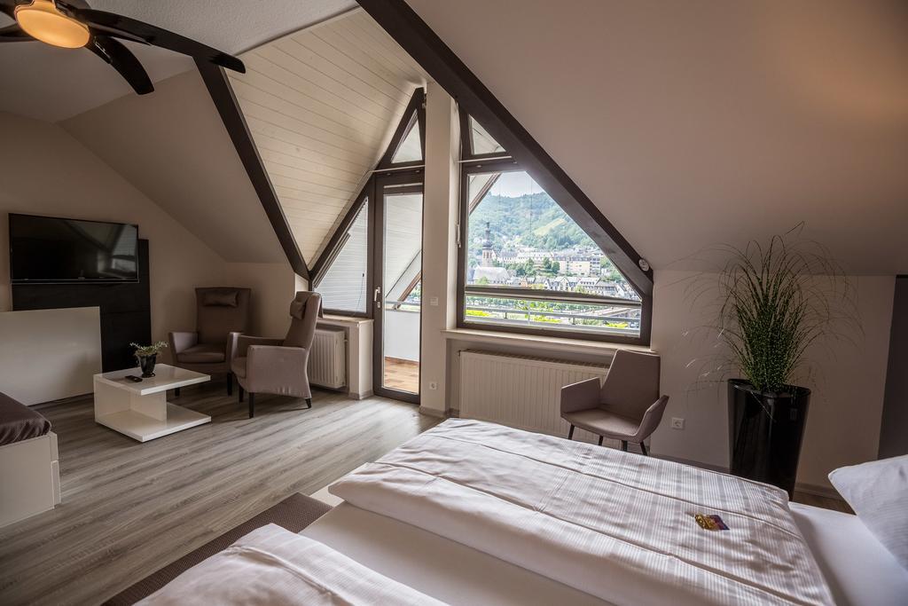 Hotel Traumblick Кохем Экстерьер фото